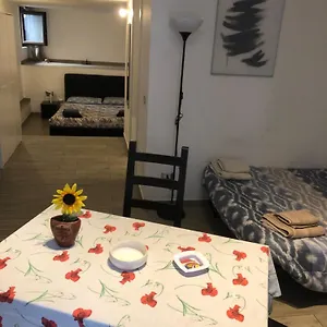  Сasa de vacaciones San Damiano Italia